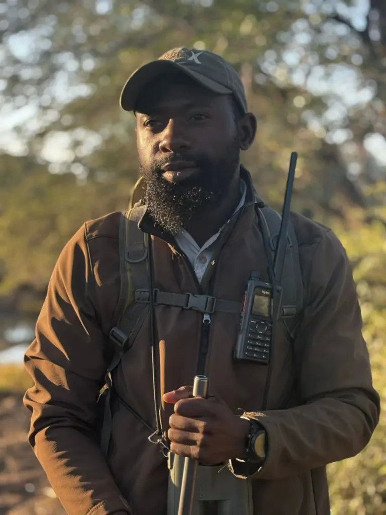 Guide Ntwanano Baloyi Africa on Foot